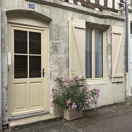 L'Annexe De L'Abbaye Apartment Auxerre Exterior photo